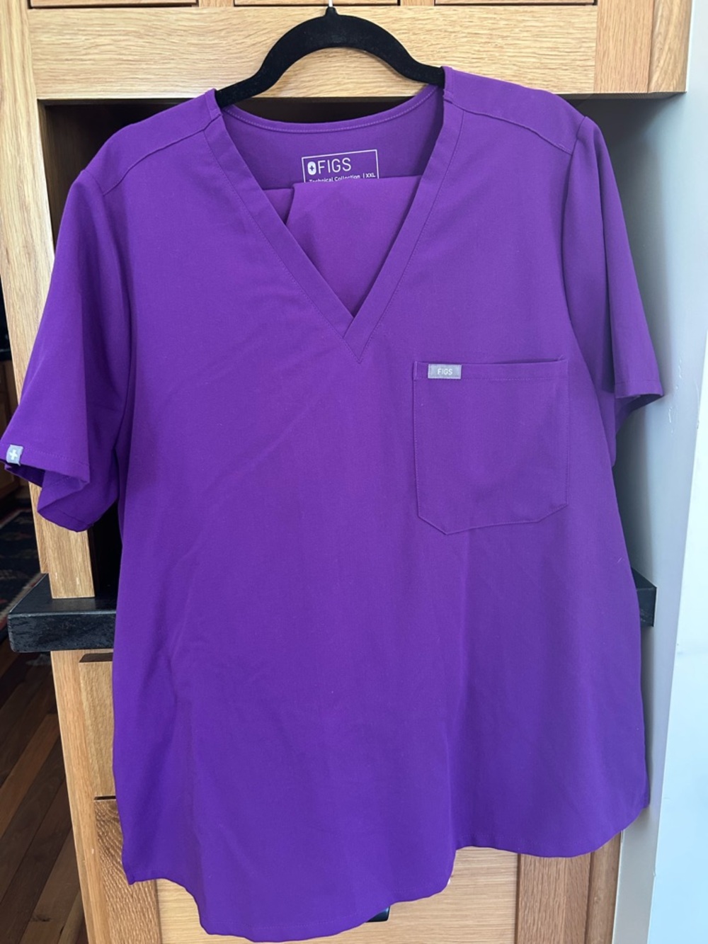 Figs Magic Purple set Catarina  Zamora XXL